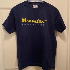 Dark Blue youth large Moosejaw Mountaineering t-shirt Hanes beefy t